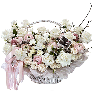 Snow Queen with delivery Tomsk