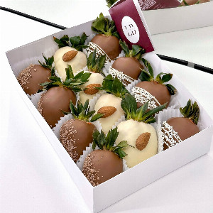 Chocolate-Covered Strawberries "Almond Blues" with delivery Arkhangelsk