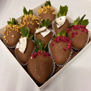 Chocolate-Covered Strawberries "Milk Coconut" with delivery Penza