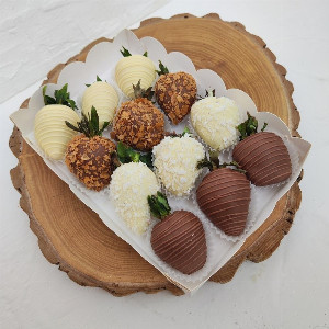 Chocolate-covered strawberries "Cocoa Paradise" with delivery Krasnoyarsk