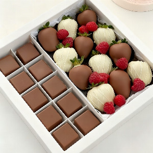 Strawberry in chocolate "Nut Truffle" with delivery Nizhniy-Novgorod