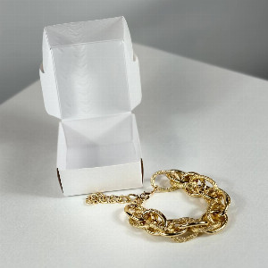 Bracelet "Hand Radiance" with delivery Moscow