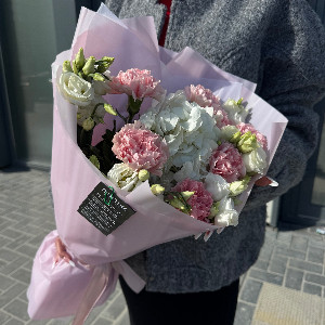 Flower Composition "Enchanted Evening" with delivery Tyumen