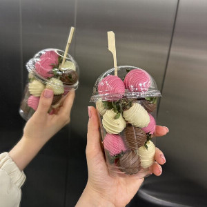 Chocolate Covered Strawberries "Recognition" with delivery Izhevsk