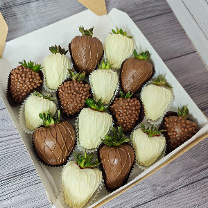 Strawberries "Chocolate Temptation" with delivery Yekaterinburg