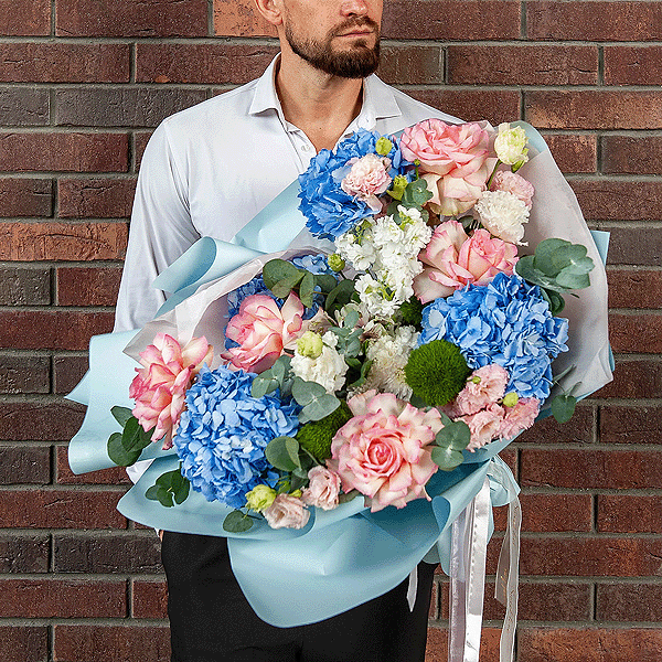 Sky's Embrace with delivery Syktyvkar