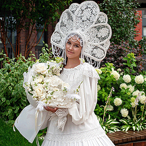 Enchanted Tsarina with delivery Moscow