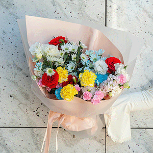 Red rose Nina 50 cm - 9, lisianthus - 2, Chrysanthemum spray Bacardi dyed blue - 4, Pink spray carnation - 9, Carnation white, cream - 10, Pink Matthiola - 1, Eucalyptus parvifolia (1 pc.), Wrapping Paper