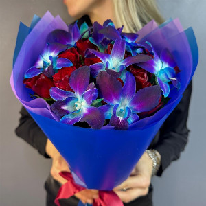 Bouquet "Fiery Feelings" with delivery Saint Petersburg