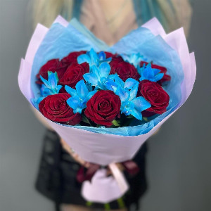Bouquet "Alluring Feelings" with delivery Saint Petersburg