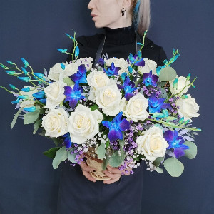 Bouquet "White Nights" with delivery Saint Petersburg