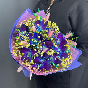 Bouquet "Eclipse" with delivery Saint Petersburg