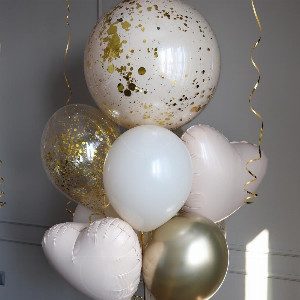 Balloon Fountain "Golden Cream" with delivery Saint Petersburg