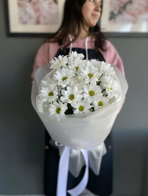 Bouquet "Daisy Field" with delivery Salavat