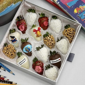 Set of strawberries in chocolate "For The Teacher" with delivery Tyumen