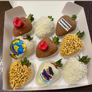 Chocolate-Covered Strawberry &ldquo;Gift for Teacher&rdquo; with delivery Tyumen