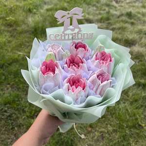 Little Bouquet "Sweet Start" with delivery Saint Petersburg