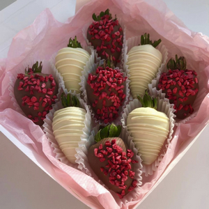 Chocolate-Covered Strawberries "Sweet Life" with delivery Tyumen