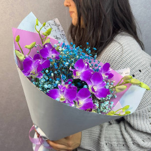 Bouquet "Tropical Kiss" with delivery Saint Petersburg