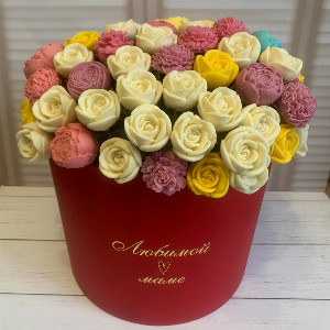 Chocolate Flowers "Maternal Tenderness" with delivery Saint Petersburg