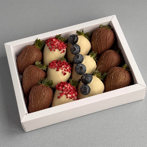 Chocolate-Covered Strawberries "Classic Temptation" with delivery Tyumen