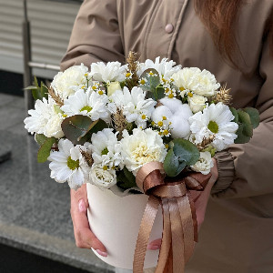 "Daisy Composition" with delivery Izhevsk
