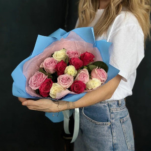 "15 Roses Mix" with delivery Izhevsk