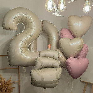 Creamy Dessert Balloon Set with delivery Saint Petersburg