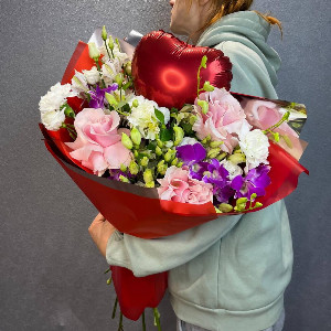 Romantic Garden Bouquet with delivery Saint Petersburg