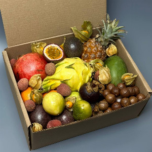 Fruit Set "Exotic Palette" with delivery Saint Petersburg