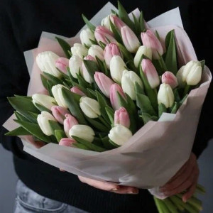 Golden Sunrise Bouquet with delivery Saint Petersburg