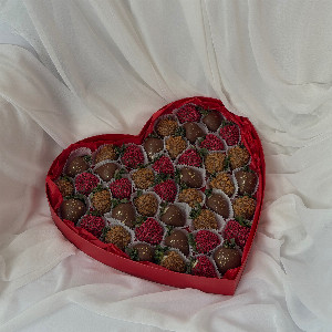 Grand Feelings Strawberry Heart with delivery Tyumen