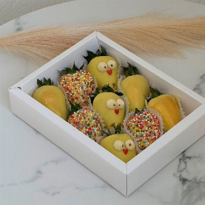 Strawberry in Chocolate "First Awakening" with delivery Tyumen