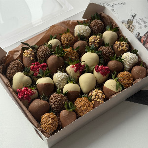 Great Atlas Chocolate Strawberries with delivery Tyumen
