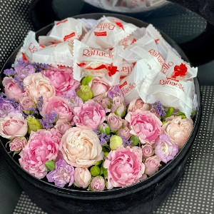 Gentle Dawn Floral Composition with delivery Saint Petersburg
