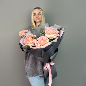 Creamy Dessert Bouquet with delivery Orenburg