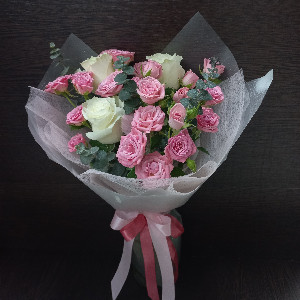 White Pearl Bouquet with delivery Tyumen