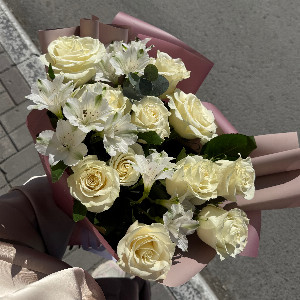 Silky Comfort Bouquet with delivery Tyumen