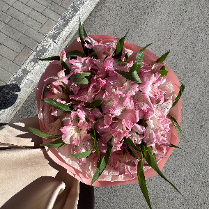 Tropical Dance Bouquet with delivery Tyumen