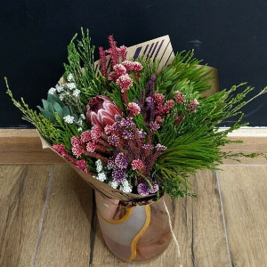 Bouquet "Tropical Sunrise" with delivery Saint Petersburg