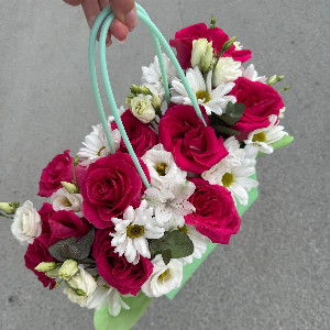 Composition "Bright Greeting" with delivery Tyumen