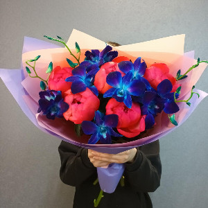 Bouquet "Violet Breeze" with delivery Saint Petersburg