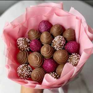 Berry Accord Chocolate Strawberry Bouquet with delivery Sochi