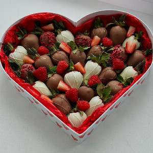 Chocolate Temptation Berry Composition with delivery Nizhniy-Novgorod