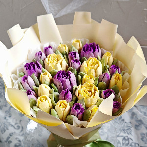 Bright Colors Zephyr Bouquet with delivery Moscow