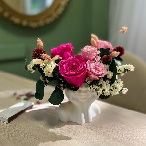 White Marble Arrangement with delivery Nizhniy-Novgorod
