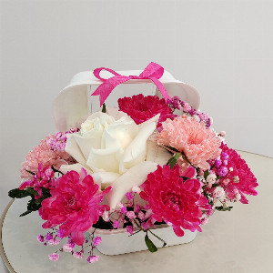 Dew Drop Arrangement with delivery Tyumen
