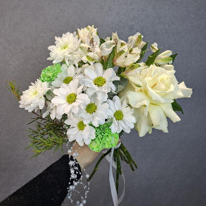 Emerald Dawn Bridal Bouquet with delivery Saint Petersburg