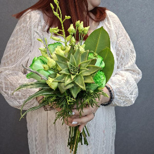 Natural Accent Bridal Bouquet with delivery Saint Petersburg