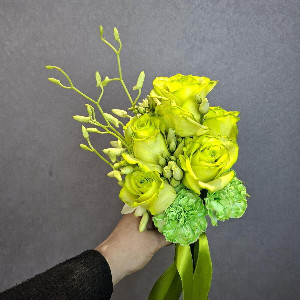 Pistachio Kiss Bridal Bouquet with delivery Saint Petersburg